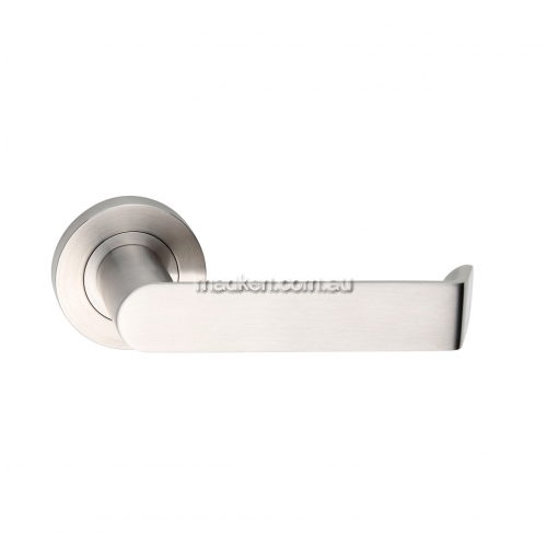 L21 Door Handle Round Rose Pair